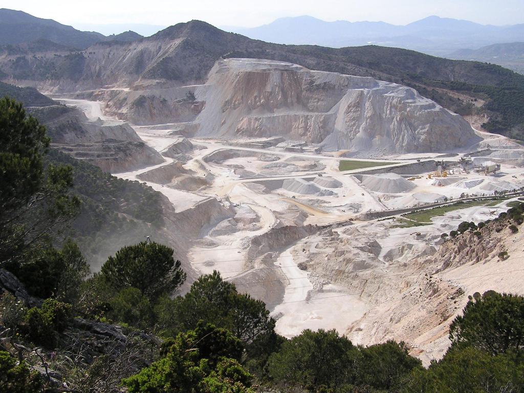 cantera Taralpe Alhaurin de la Torre declarada ilegal